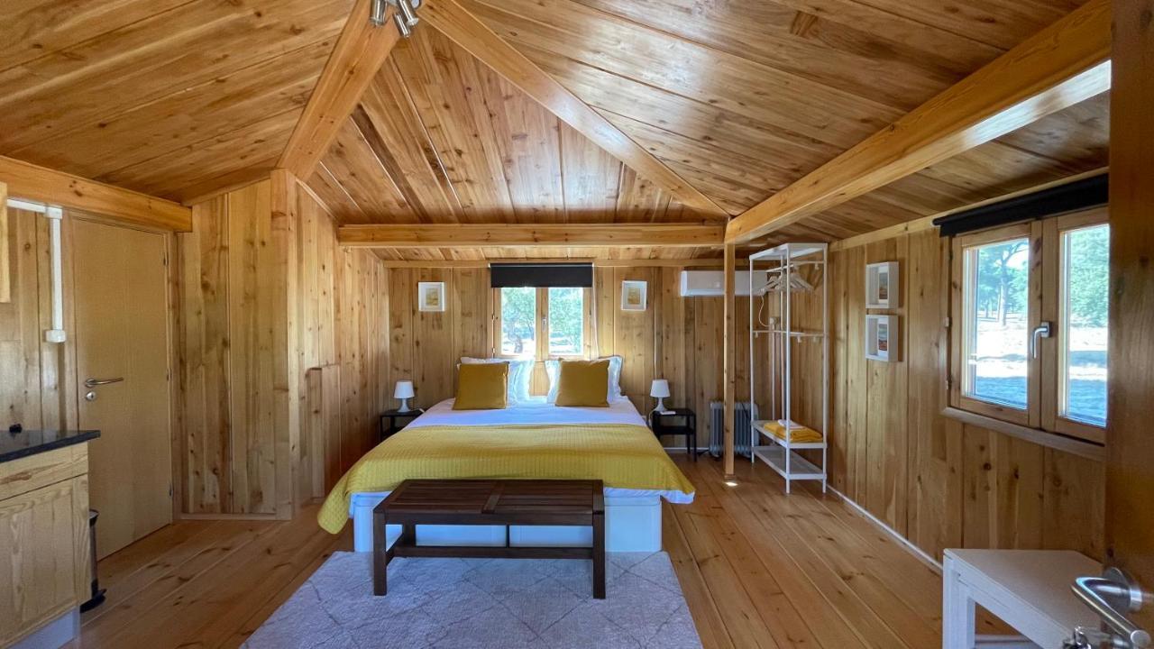 Suspended Wooden House - Monte Da Cortica Villa Águas de Moura Dış mekan fotoğraf